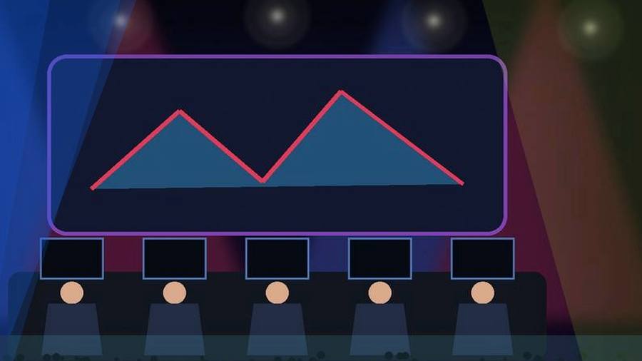 足球赛事配图:后腰接球前的观察